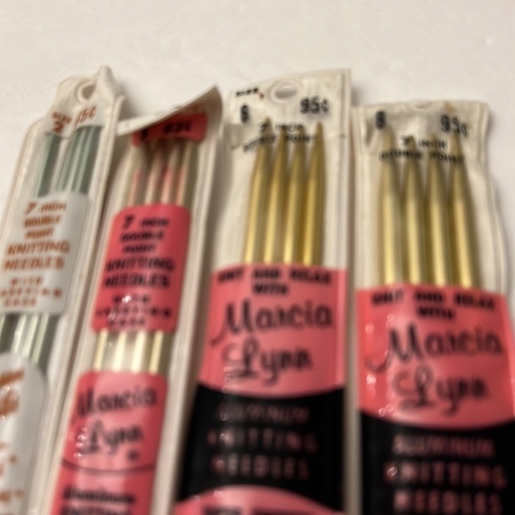 Vintage Four sets of four double pointed Aluminum knitting needles - Picture 3 of 5